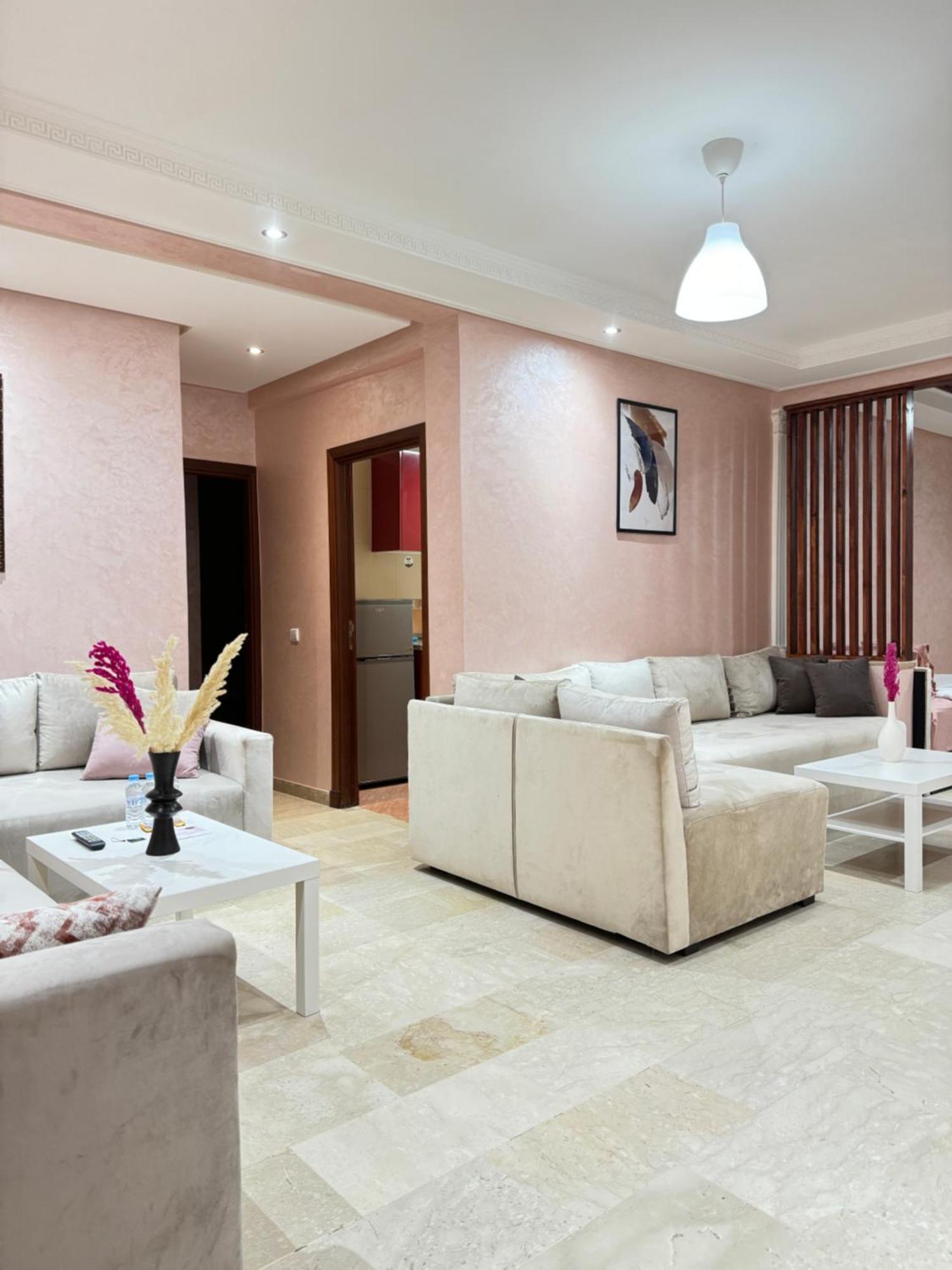 Suitouiss - Agdal 2 - Appartement A 2 Minutes De La Gare De Train Tgv Rabat Kültér fotó
