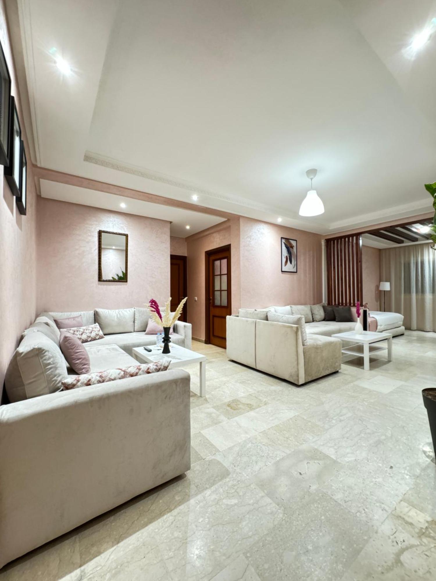 Suitouiss - Agdal 2 - Appartement A 2 Minutes De La Gare De Train Tgv Rabat Kültér fotó