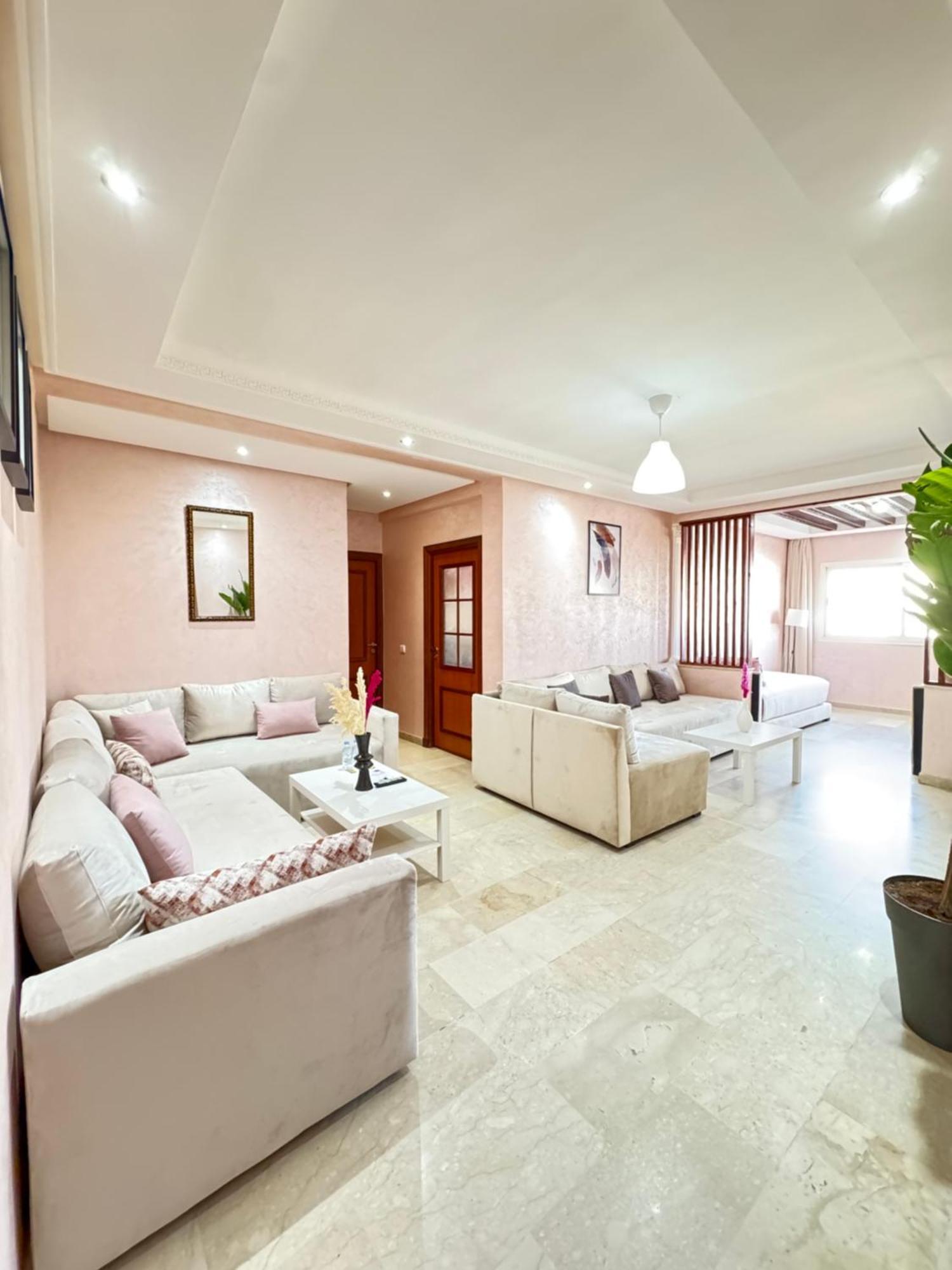 Suitouiss - Agdal 2 - Appartement A 2 Minutes De La Gare De Train Tgv Rabat Kültér fotó